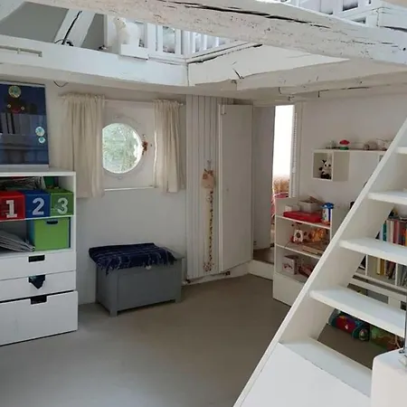 Prázdninový dům Guestready - Family With Terrace And Garden - Oberkampf